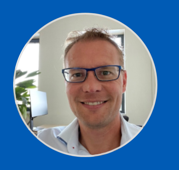 henk walvaart solution architect